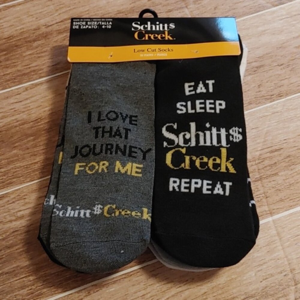 BNIP new Schitt's Creek TV show socks 10 pairs size 4-10